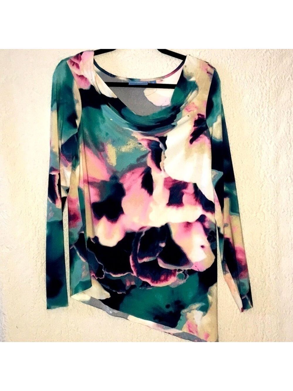 Simply Vera Vera Wang Asymmetric Floral Blouse NWOT